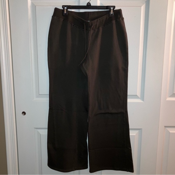 Pacsun V-Waist Flare Sweatpants - Picture 2 of 5